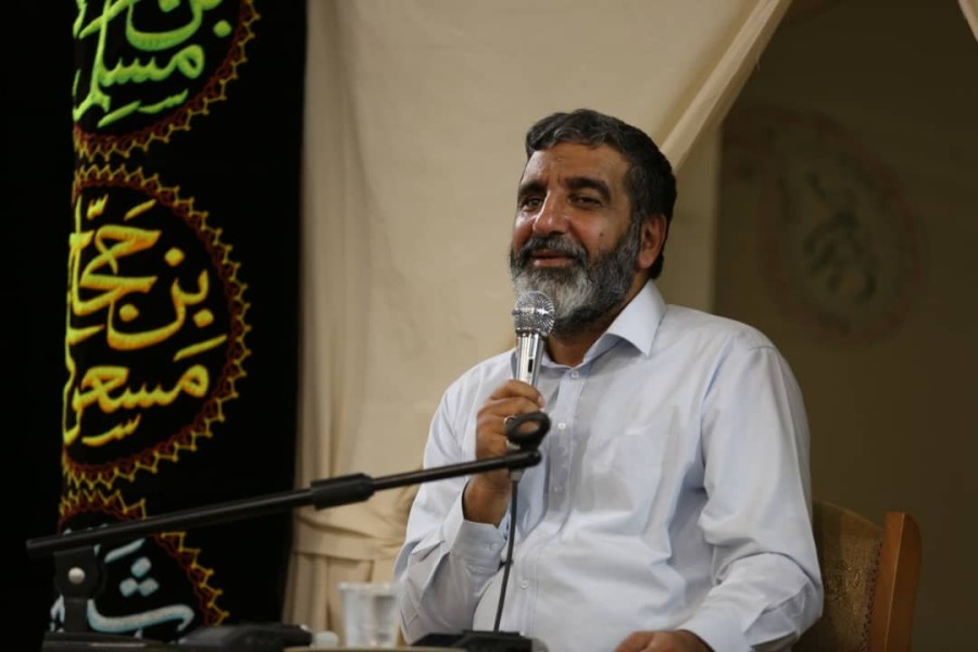 حاج حسین یکتا: دشمن، قدرت جهانی ما را می...