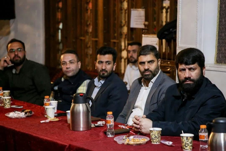 چهارمین نشست‌صمیمانه جمعی‌ازستایش‌گران‌جوان آستان‌اهل‌بیت(ع) استان قزوین 